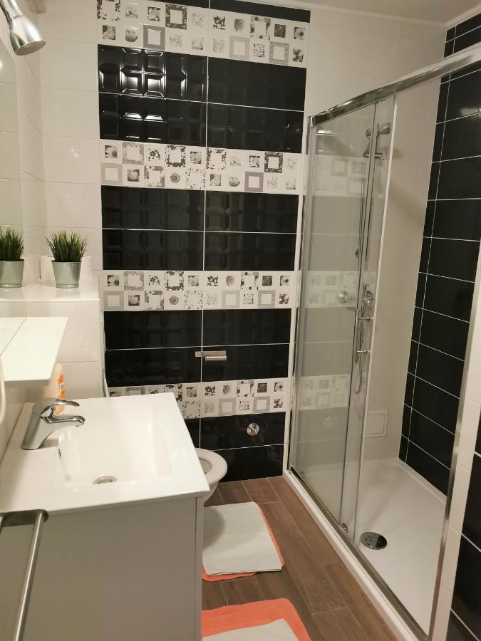 Lenka Apartments I Новалья Экстерьер фото