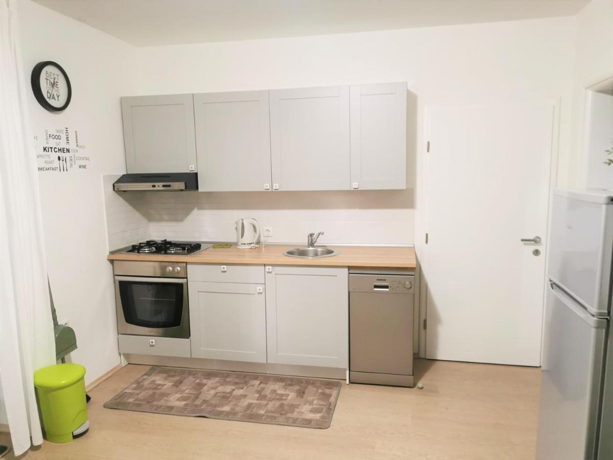 Lenka Apartments I Новалья Экстерьер фото