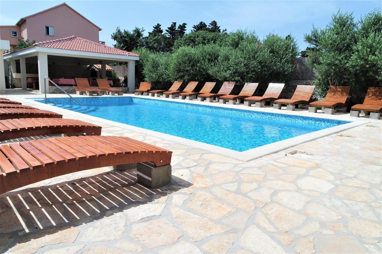 Lenka Apartments I Новалья Экстерьер фото