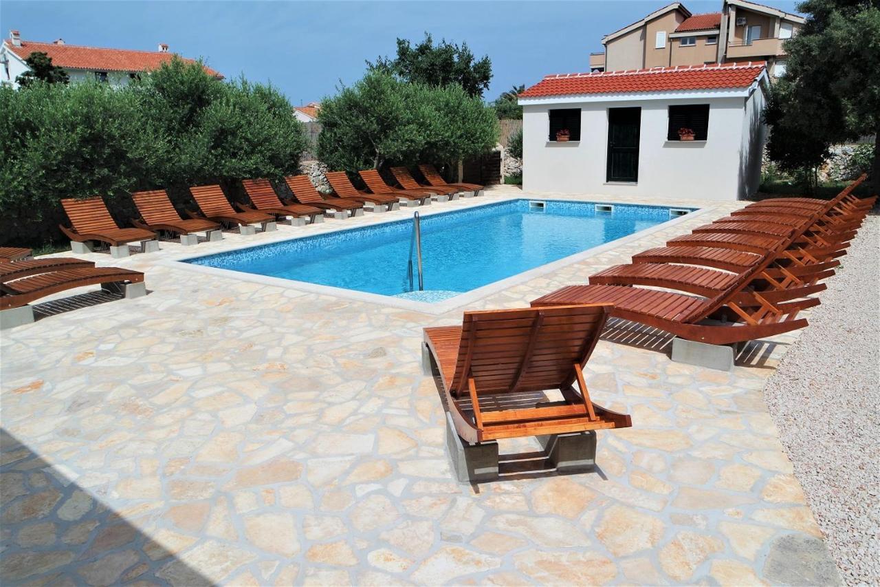 Lenka Apartments I Новалья Экстерьер фото